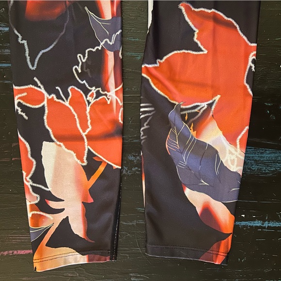 Joylab - Full Length Leggings - Floral Print - Size S - Picture 3 of 8